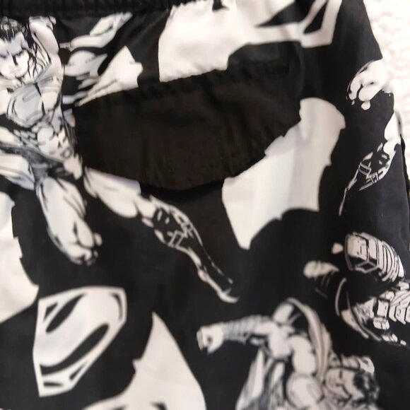 DC Comics Batman vs Superman Dawn Of Justice 2016 Swim Trunks Shorts Mens Medium - Picture 7 of 10